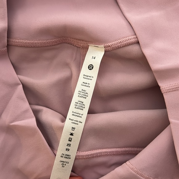 NWT Lululemon Aligns Size 14 - Picture 2 of 6
